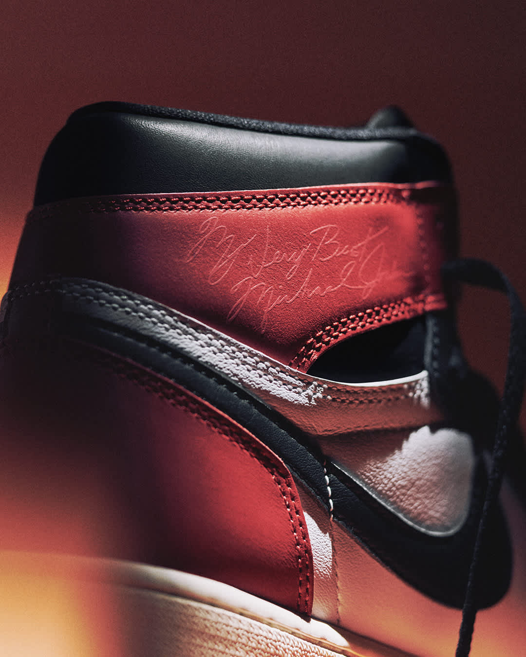 NIKE公式】エア ジョーダン 1 HIGH OG 'Black Toe' (DZ5485-106 NIKE公式】エア ジョーダン 1 HIGH OG 'Black Toe' (DZ5485-106